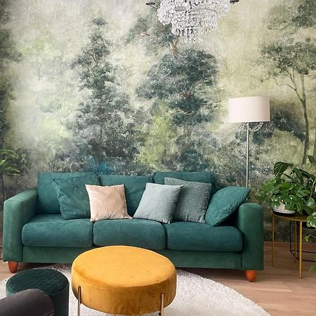 Cozy Apartment Right Next To Metro Station إسبو المظهر الخارجي الصورة